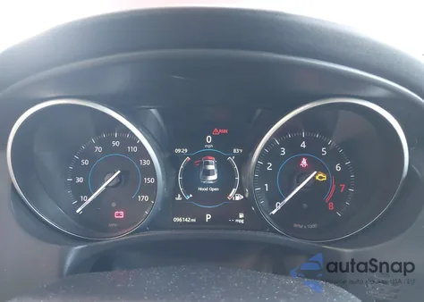 2017 Jaguar Xe 25T Premium из США, поврежденный, VIN SAJAD4BG8HA975976